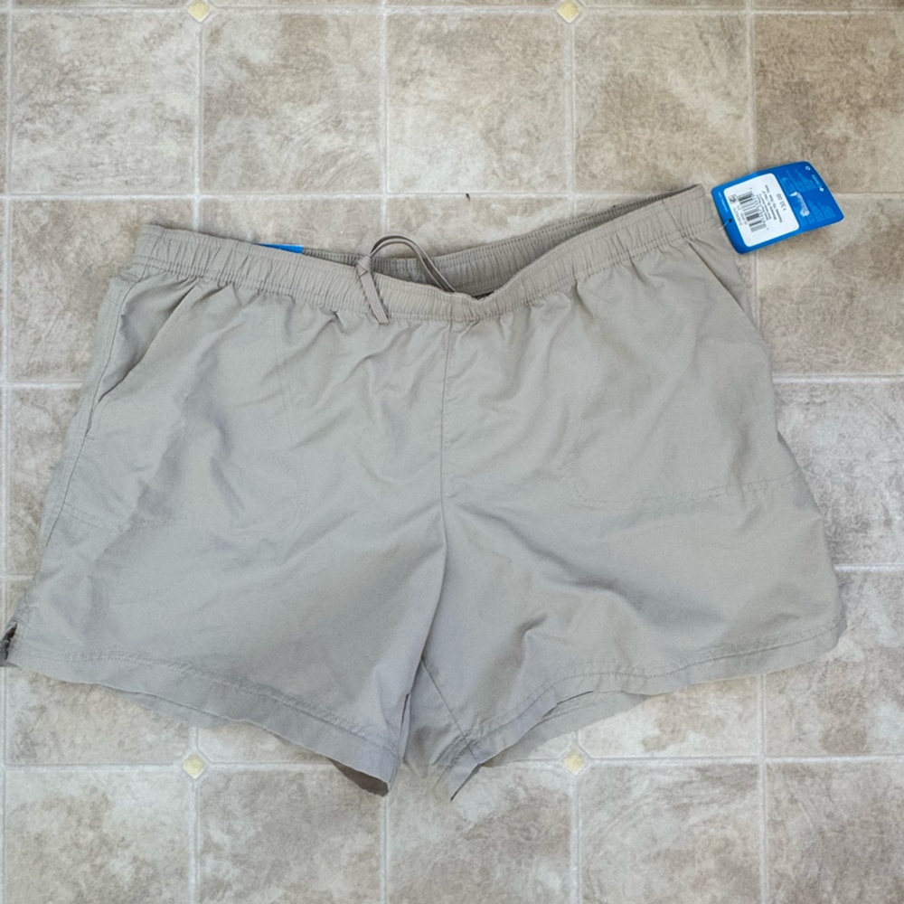 Columbia Beige Elastic Waist Shorts